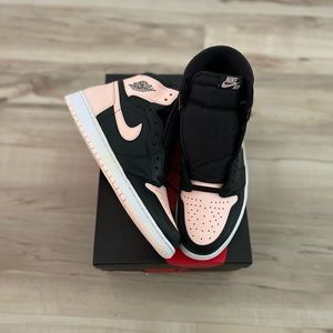 Air Jordan 1 Retro High OG Crimson Tint Size 11 Brand New